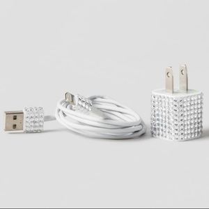 ✨💎 Bedazzled IPhone charger!! 💎✨